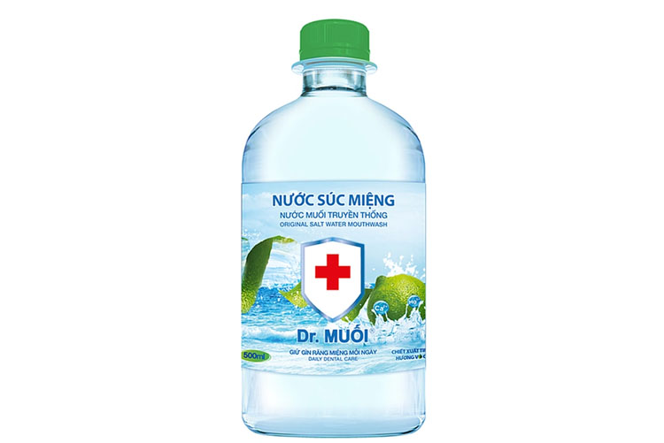 Top các loại nước súc miệng trị hôi miệng hiệu quả, an toàn Dr. Muối Hương Chanh có nguồn gốc từ muối biển tự nhiên