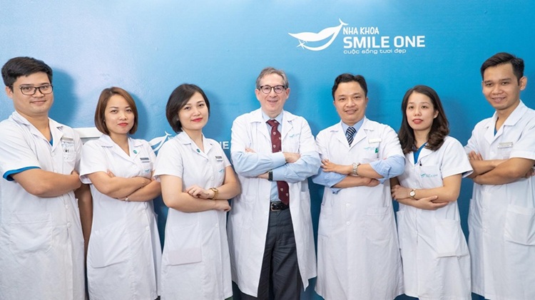Smile One là địa chỉ được nhiều khách hàng tin tưởng khi tìm kiếm một nha khoa Cầu Giấy chất lượng, giúp khôi phục nụ cười tự nhiên và chức năng ăn nhai tối ưu