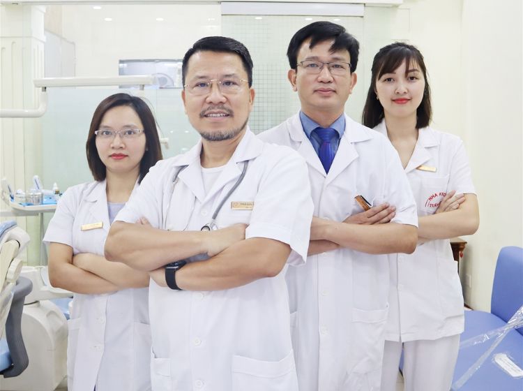 Các bác sĩ tại phòng khám Tuấn Vân thường xuyên tham gia các khóa đào tạo chuyên sâu