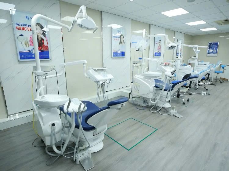 Hiện nay tại khu vực Bà Triệu có rất nhiều nha khoa cho khách hàng lựa chọn