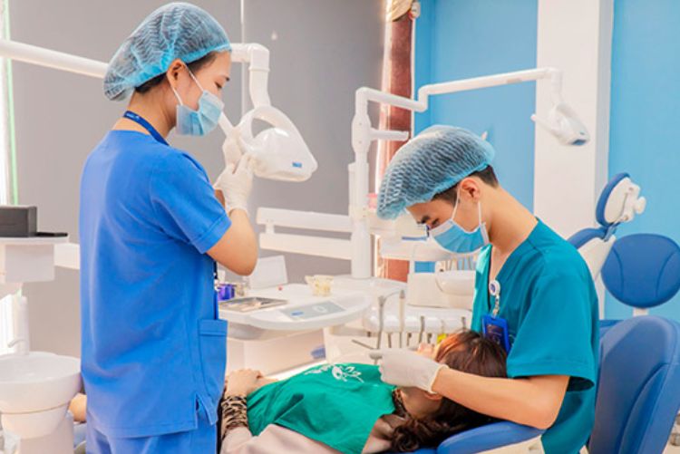 Lamina có hệ thống máy móc hiện đại