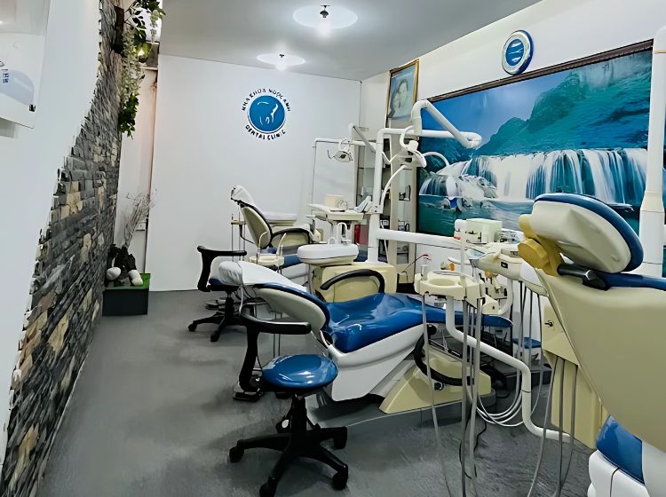 Tổng hợp các nha khoa ở Kim Mã có dịch vụ uy tín nhất Phòng khám Ngọc Anh trang bị máy móc hiện đại, đạt chuẩn an toàn và hiệu quả