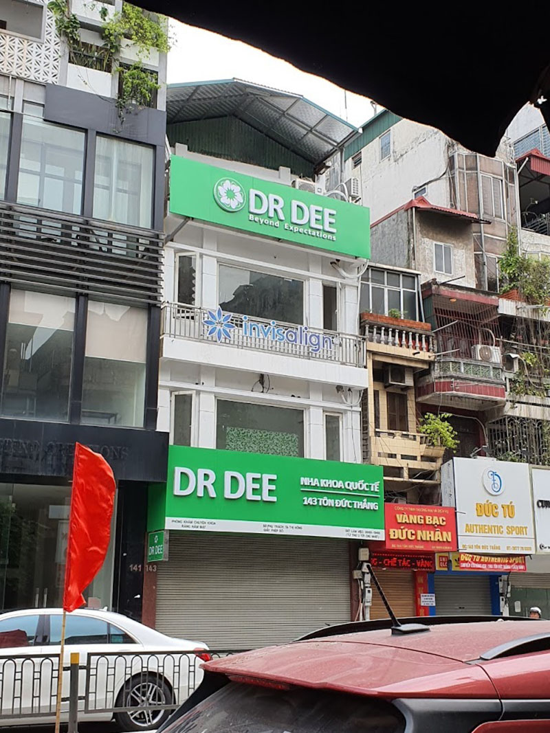 Dr. Dee cung cấp đầy đủ các dịch vụ từ tổng quát đến nha khoa thẩm mỹ 