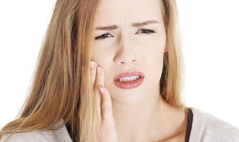 Răng số 8 bị sâu có nguy hiểm không? Nguyên nhân và cách xử lý Sau nhổ, tình trạng sưng má hay các dấu hiệu chảy máu đều sẽ hoàn toàn biến mất