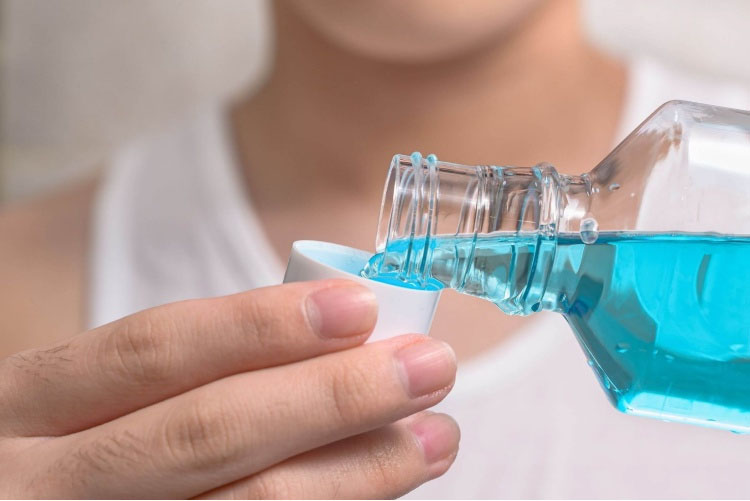 Top 15+ thuốc trị hôi miệng hiệu quả: Đánh giá chi tiết từ nha sĩ Sử dụng 1 – 2 lần/ngày sau khi vừa đánh răng