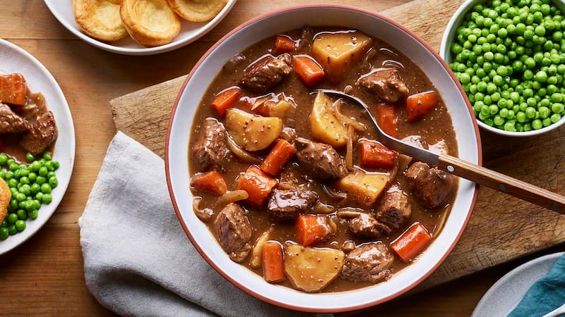 Đau răng nên ăn gì để giảm đau và nhanh phục hồi? Đau răng ăn được thịt bò nhưng cần hầm mềm, băm nhỏ hoặc xay nhuyễn