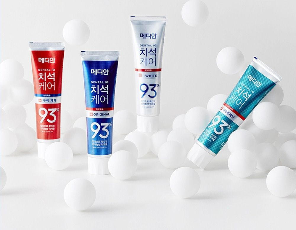 Top 10+ kem đánh răng nhạy cảm chống ê buốt chảy máu chân răng Tartar Protection Toothpaste được thiết kế để bảo vệ nướu, dành cho người có răng nhạy cảm, bị sâu răng, men răng yếu,...