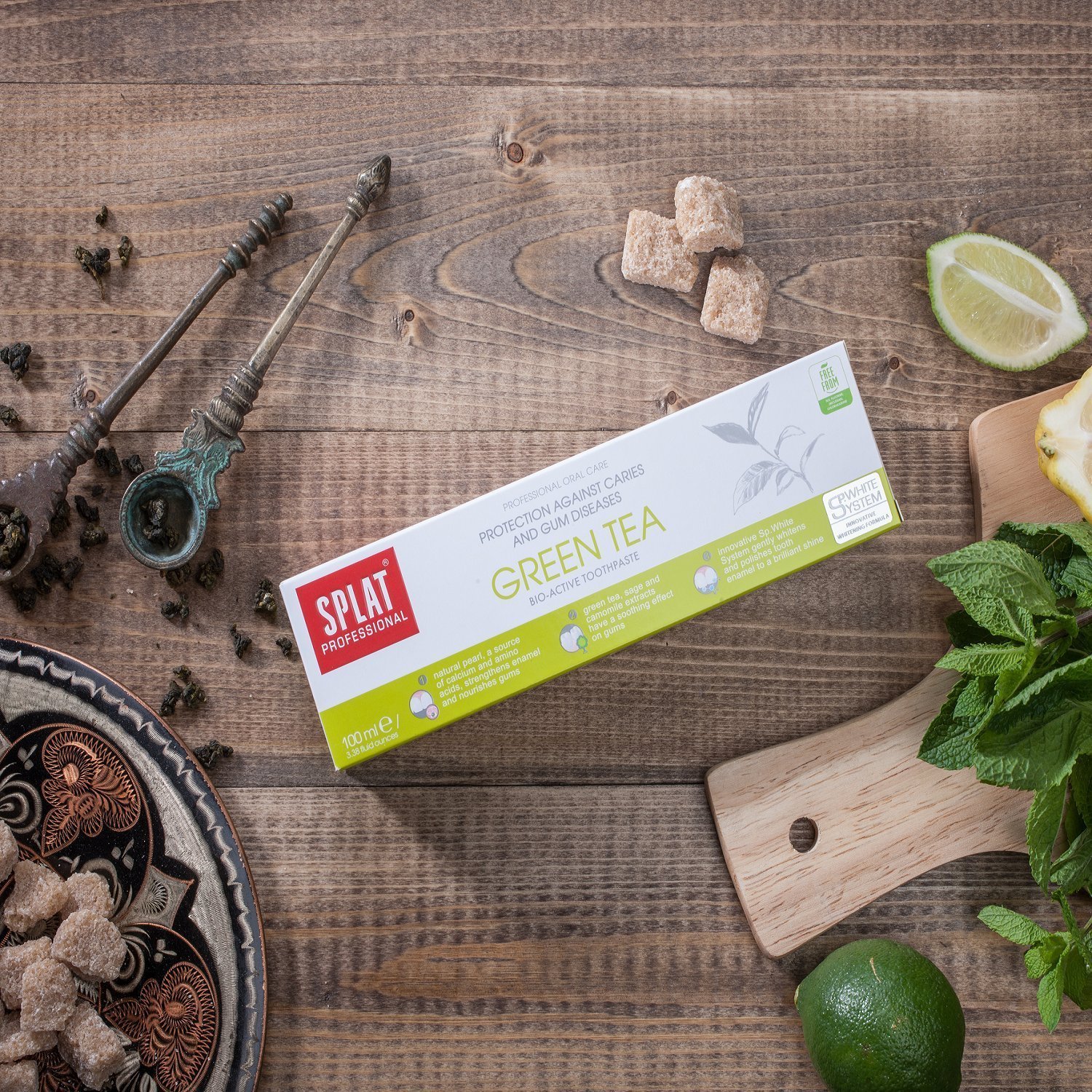 Top 10+ kem đánh răng nhạy cảm chống ê buốt chảy máu chân răng Splat Green Tea có chiết xuất lô hội và trà xanh giúp tăng cường sức khỏe răng miệng
