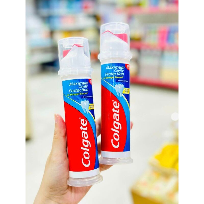 Kem đánh răng Colgate Cavity Protection là sản phẩm dạng chai xịt
