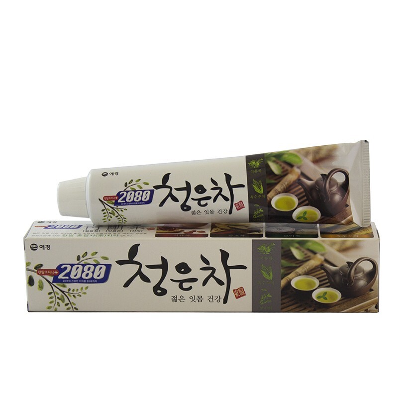 Kem đánh răng Younger Gum là sản phẩm nổi bật của thương hiệu Aekyung Hàn Quốc