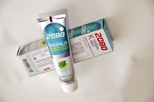  Herbal Min có chứa tinh chất bạc hà thơm và tươi mát