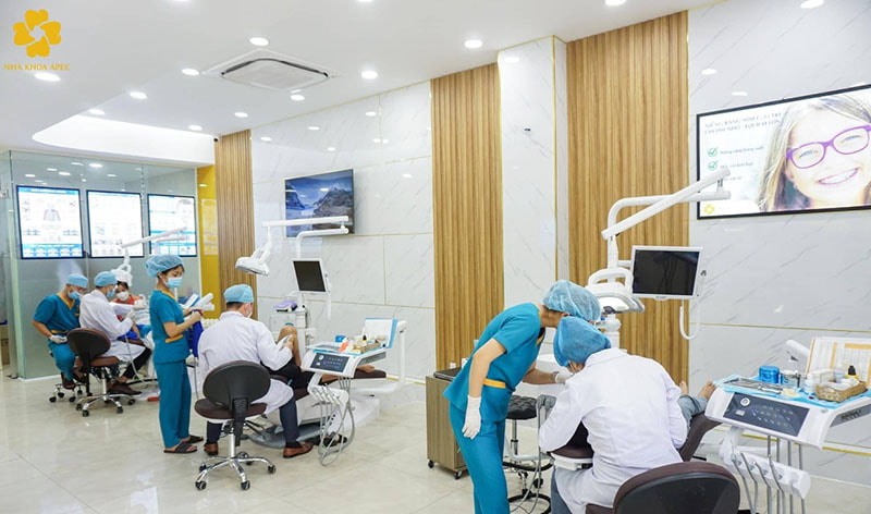 Nha khoa Apec - Địa chỉ chăm sóc răng miệng uy tín, chất lượng Phòng khám trang bị đầy đủ máy móc hiện đại