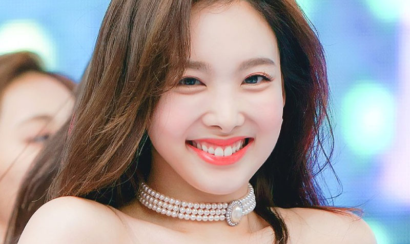 Răng thỏ có kích thước hài hòa khuôn miệng, sắp đều đặn được đánh giá là đẹp 