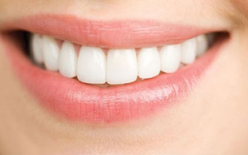 Người răng to có cuộc sống lận đận, làm việc dễ gặp khó khăn 