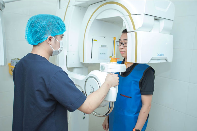 Nha khoa Cẩm Tú BS Hùng uy tín #1 tại Vinh, Nghệ An Tất cả các thiết bị, công nghệ tại đây đều được nhập khẩu trực tiếp từ châu Âu