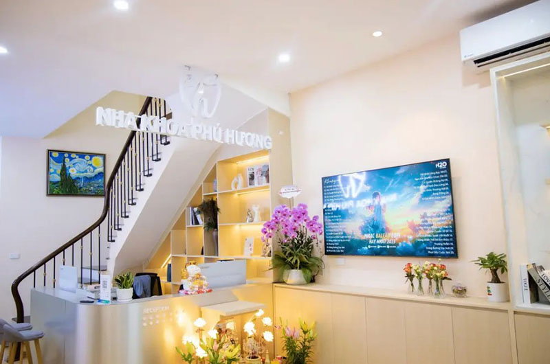 Nha khoa Phú Hương vun đắp niềm tin để mỗi bệnh nhân đều cảm nhận được sự quan tâm chân thành