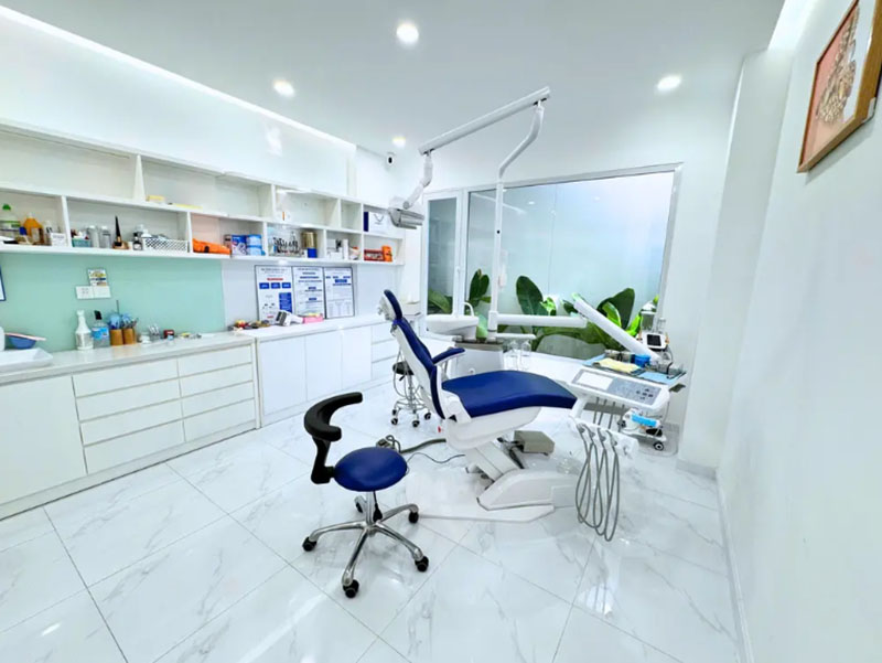 Nha khoa Trust: Chuyên môn vững vàng trao đi tin cậy Ứng dụng công nghệ mới không chỉ thể hiện tầm nhìn mà còn thể hiện cam kết yếu tố: Chính xác – Hiệu quả – Êm ái