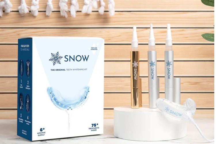 Bộ kit Snow Teeth Whitening Gel