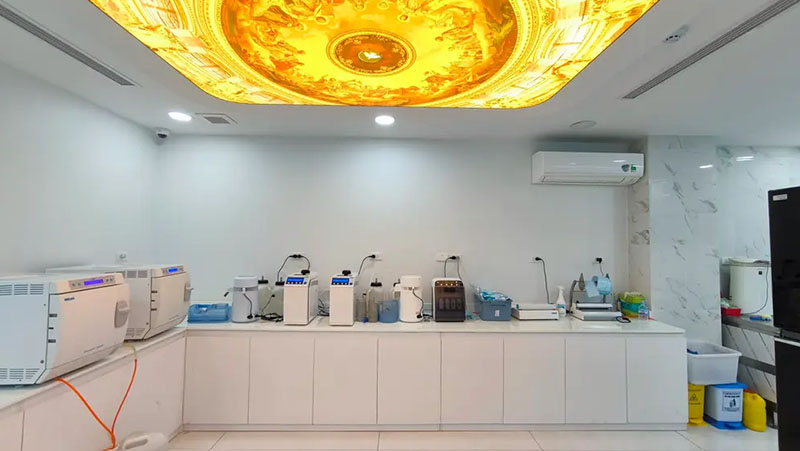 Không gian vô trùng được tách biệt hoàn toàn nhằm ngăn ngừa lây nhiễm chéo 