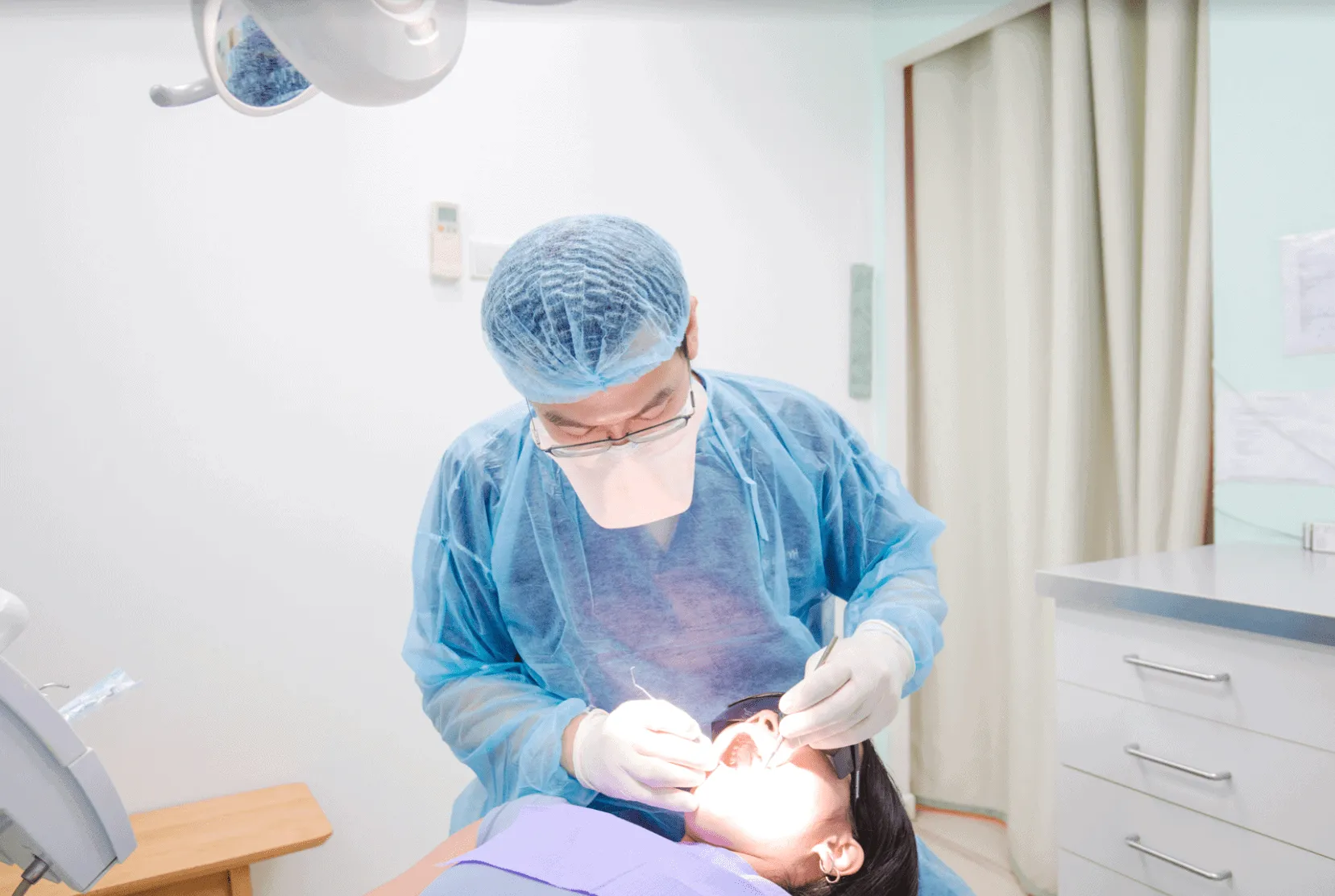 Bác sĩ tại nha khoa An Mỹ làm việc tận tình, chuyên nghiệp