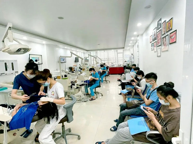 Nha khoa Quốc tế Úc Châu – Nha khoa thẩm mỹ hàng đầu tại Hải Phòng Mỗi bác sĩ được phân hóa sâu theo từng lĩnh vực chuyên môn cụ thể