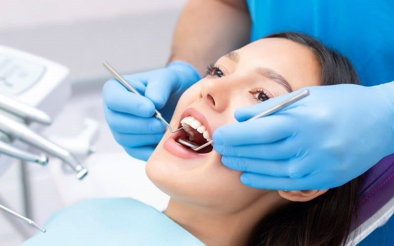 Người dùng cần làm chú ý làm đúng theo hướng dẫn của bác sĩ và sử dụng hàm duy trì