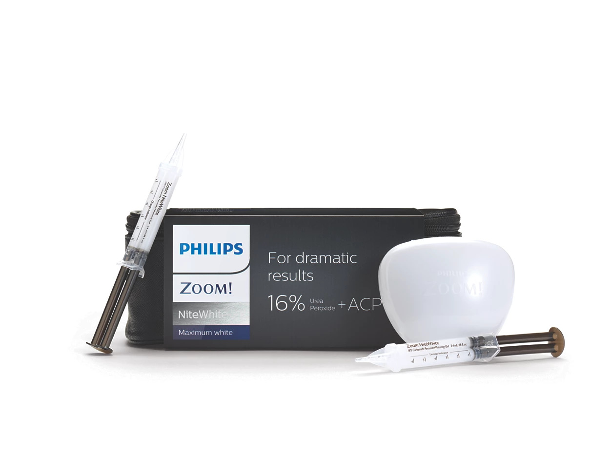 Giải đáp: Thuốc tẩy trắng răng tại nhà loại nào tốt? Philips Zoom là dòng thuốc tẩy trắng răng chuyên dụng, được thiết kế để sử dụng tại nhà dưới sự hướng dẫn của nha sĩ