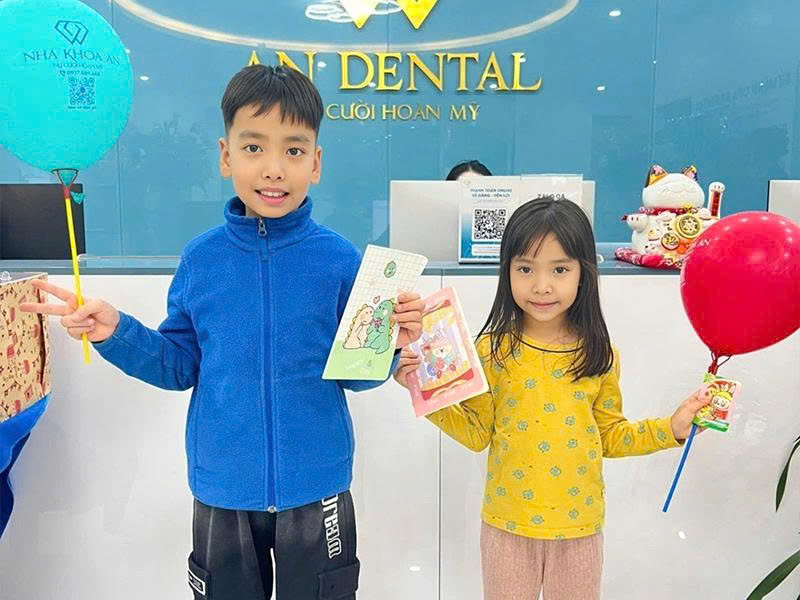 Nha Khoa An lan tỏa nụ cười khơi dậy tự tin ới các ghi nhận chất lượng điều trị vượt mong đợi, sự tận tâm của bác sĩ và không gian khám chữa thân thiện, sạch đẹp.