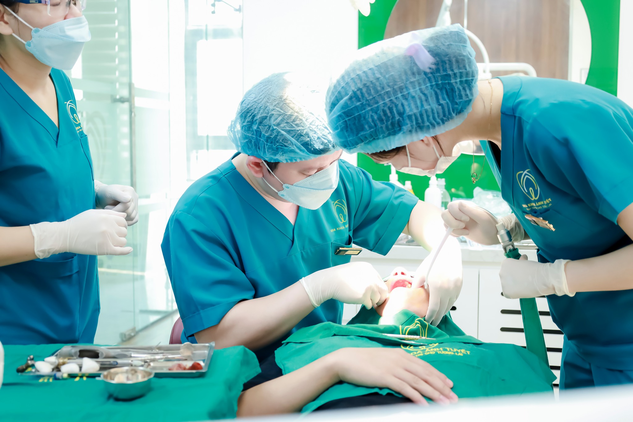 Nha khoa Ánh Tuyết: Địa chỉ tin cậy cho người dân địa phương Nha khoa Ánh Tuyết mang đến cho khách hàng trải nghiệm điều trị nhẹ nhàng, thoải mái