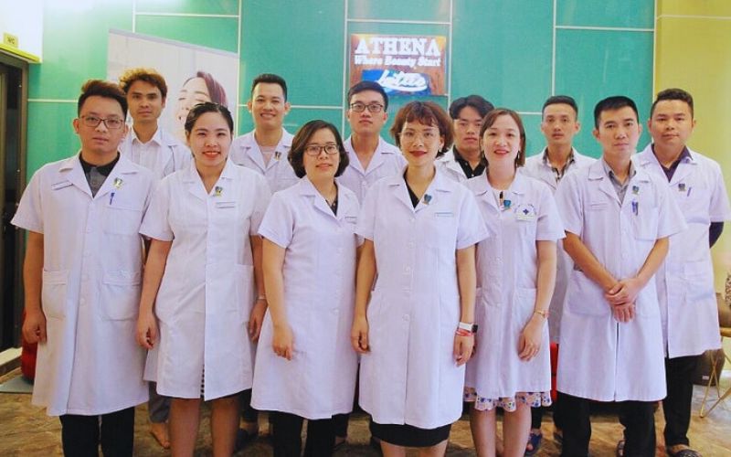 Đội ngũ bác sĩ tại Athena giỏi chuyên môn, giàu kinh nghiệm