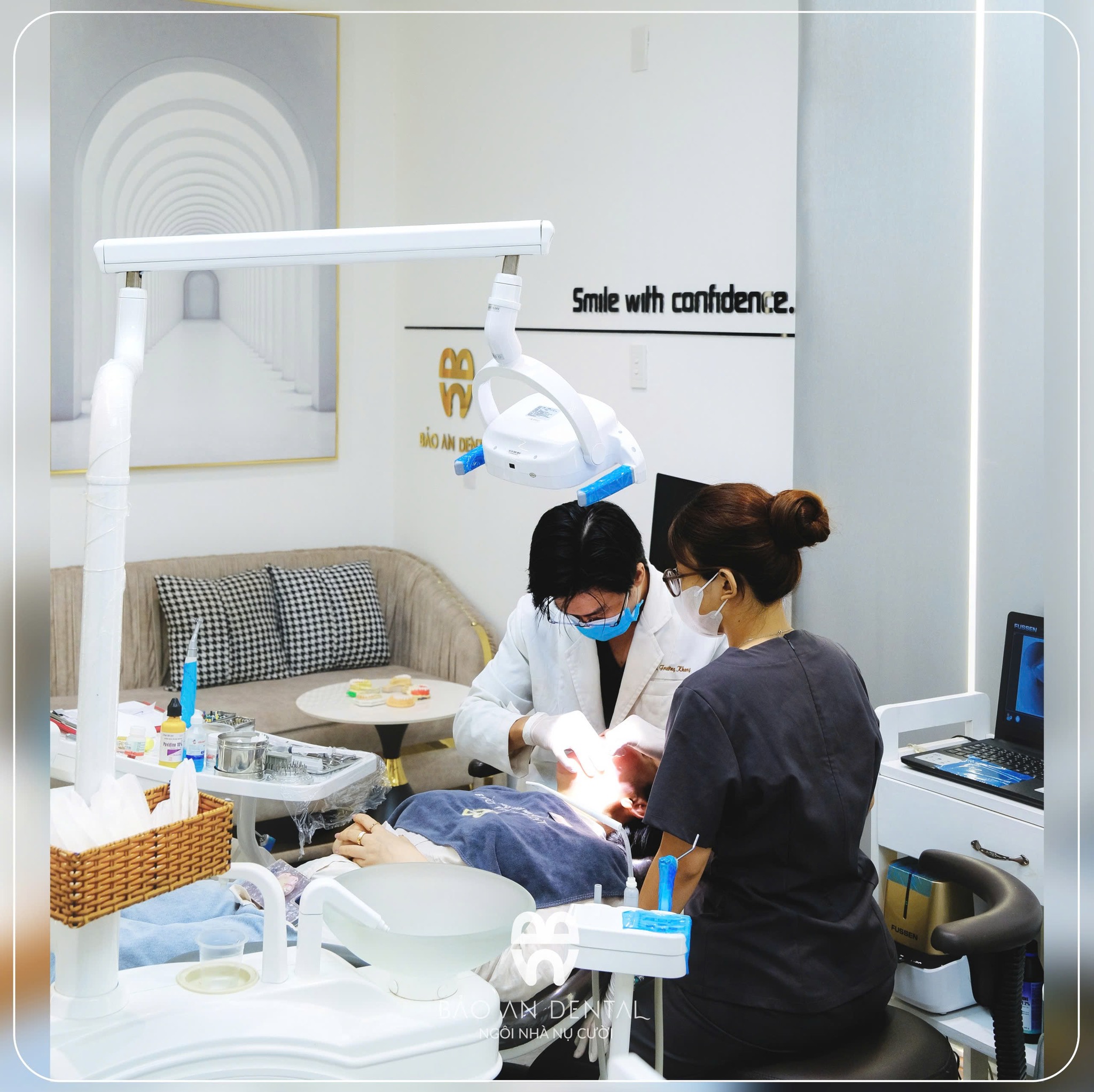 Từ khâu tiếp đón, tư vấn, điều trị đến hậu mãi, mọi quy trình đều là sự tận tâm và chuyên nghiệp