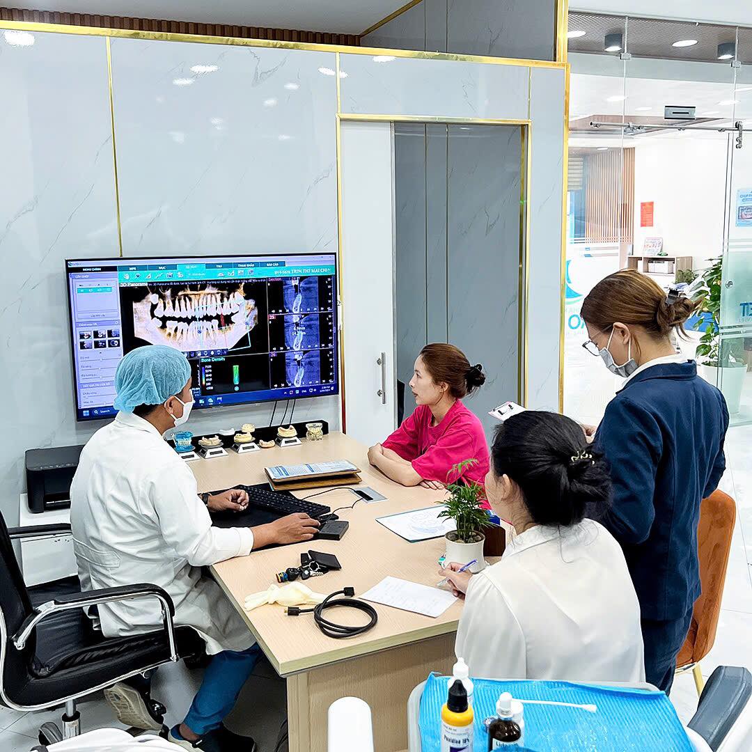 Nha khoa Bảo Việt tận tâm hết mình vì quyền lợi khách hàng Đơn vị chú trọng đầu tư mạnh mẽ vào máy móc, thiết bị và công nghệ nha khoa hàng đầu