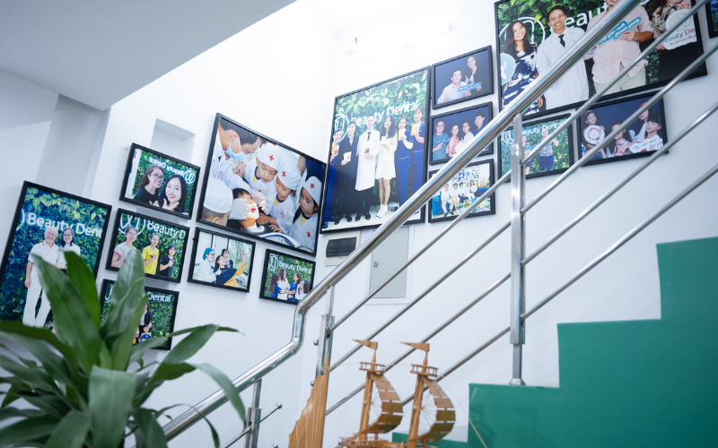 Sự tận tâm và chuyên nghiệp của BS Trinh được sự ghi nhận từ hàng ngàn khách hàng đã trải nghiệm dịch vụ