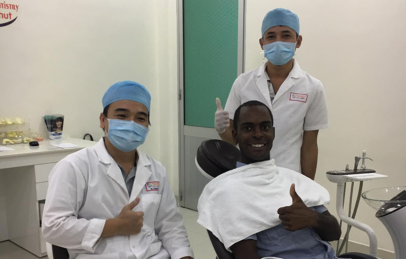 Nha khoa Minh Nhựt an tâm gửi gắm nụ cười của bạn Mọi khách hàng khi đến với Minh Nhựt đều được bác sĩ lắng nghe và tư vấn tận tình