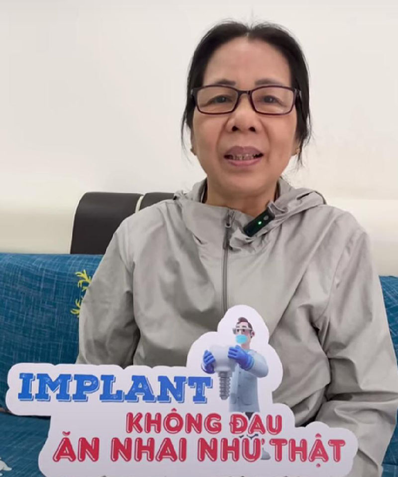 Nha khoa Minh Nhựt an tâm gửi gắm nụ cười của bạn Cô Hòa đặc biệt đánh giá cao ở Minh Nhựt là sự đồng hành lâu dài sau điều trị.