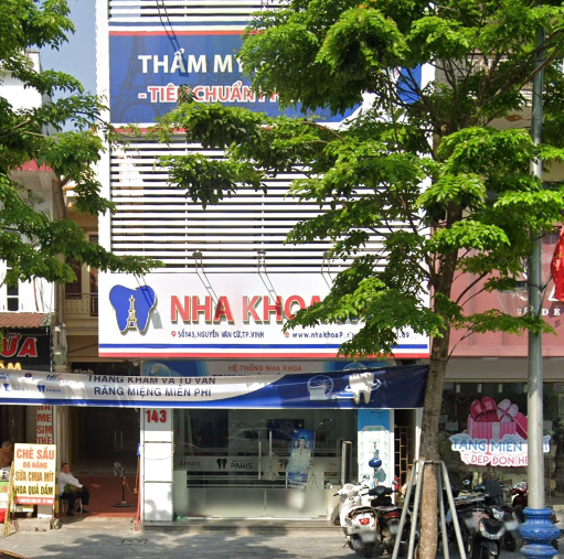 Không gian bên ngoài được đầu tư chỉn chu, tạo thiện cảm ban đầu