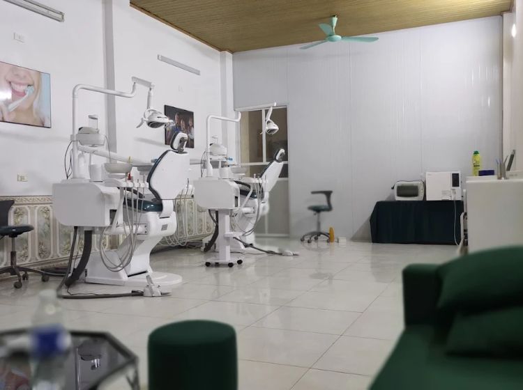 Top 5 nha khoa ở Phúc Thọ có quy trình điều trị chuyên nghiệp Hoàn Mỹ đầu tư nhiều máy móc phục vụ điều trị