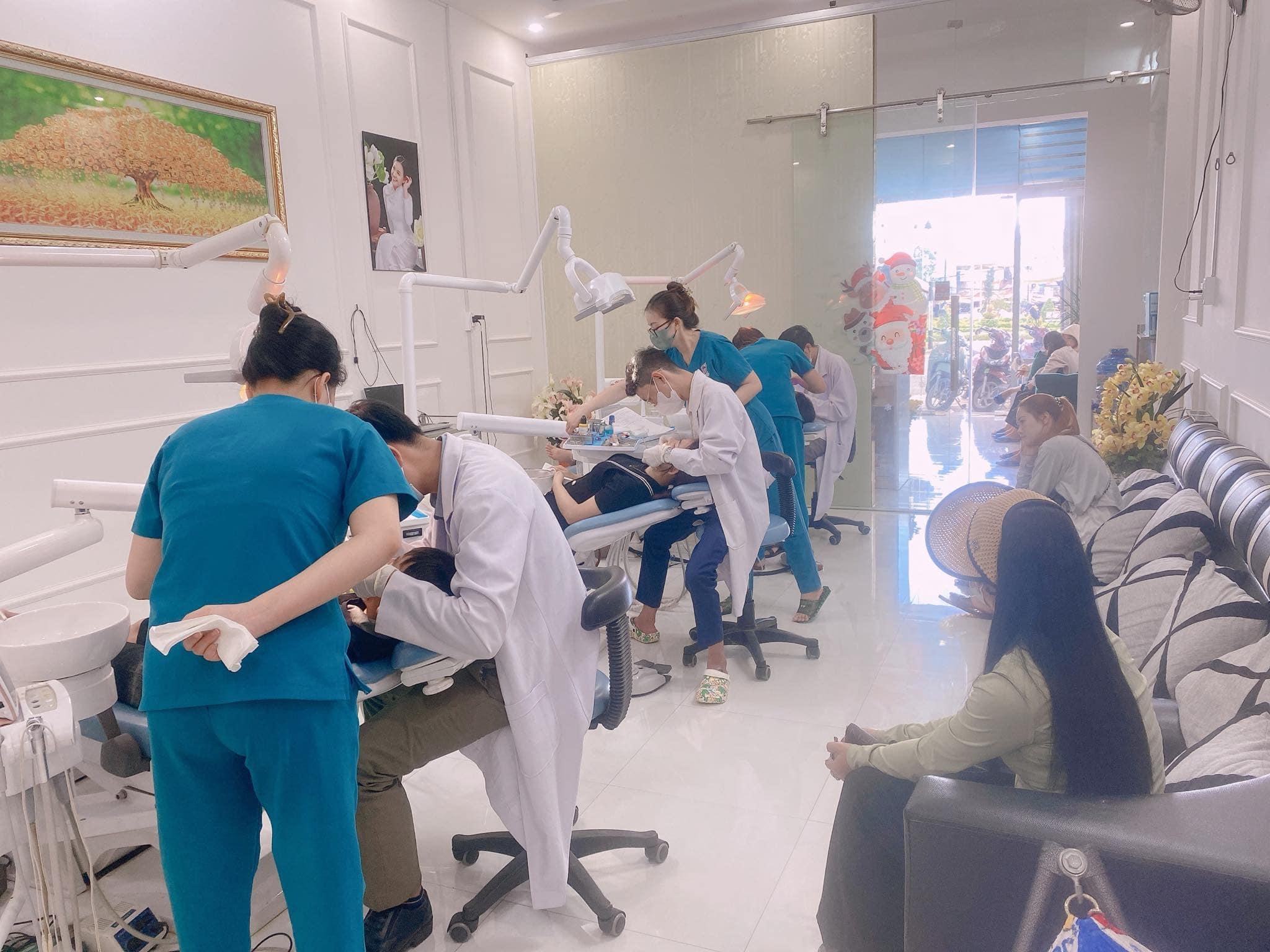 Nha khoa Quốc tế Vip: Chăm sóc răng miệng cao cấp cho mọi nhà Quốc tế Vip mang đến dịch vụ nha khoa cao cấp với chi phí tối ưu cho người dân