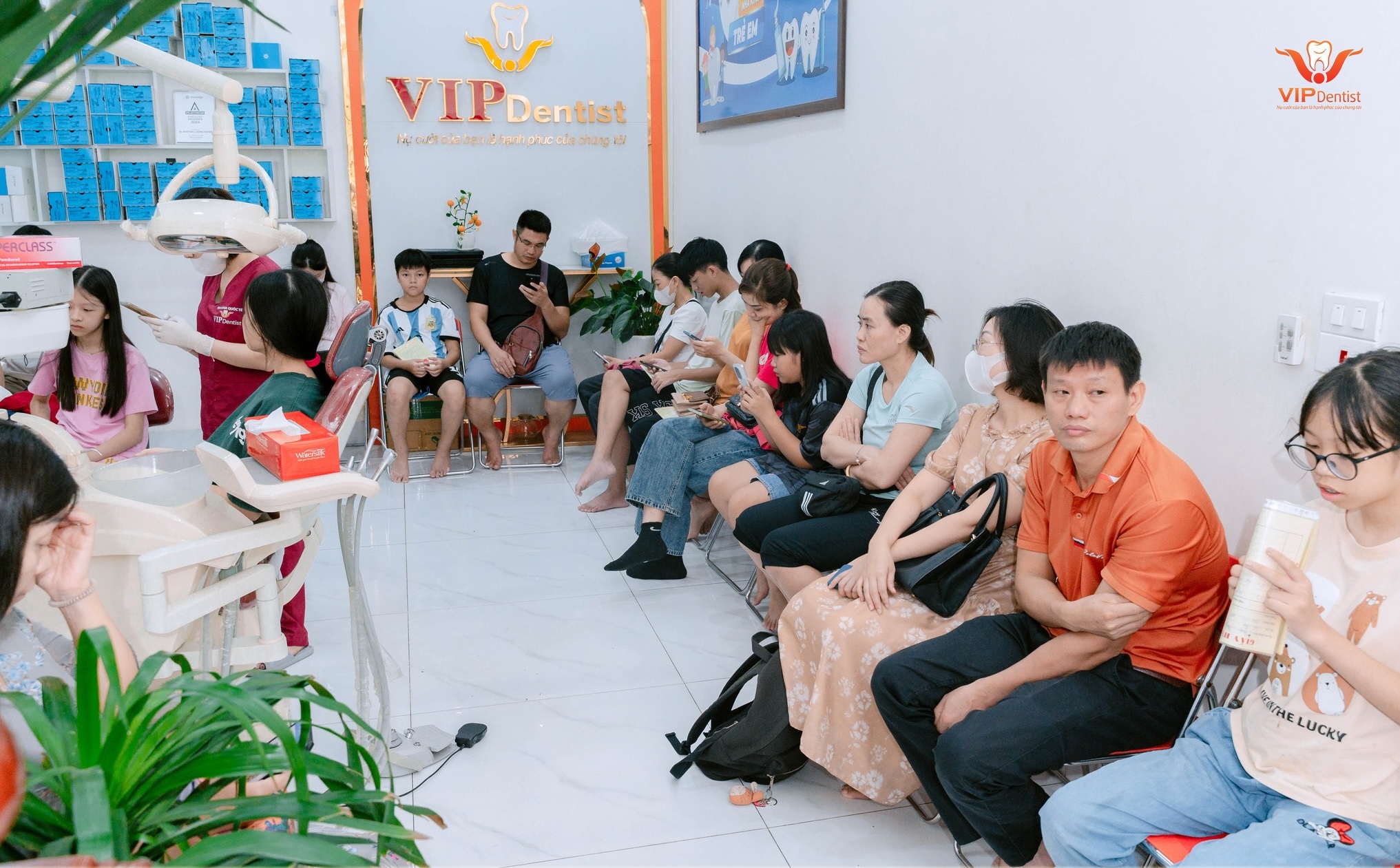 Nha khoa Quốc tế Vip Dentist đi đầu trong việc ứng dụng công nghệ Smile Design hiện đại