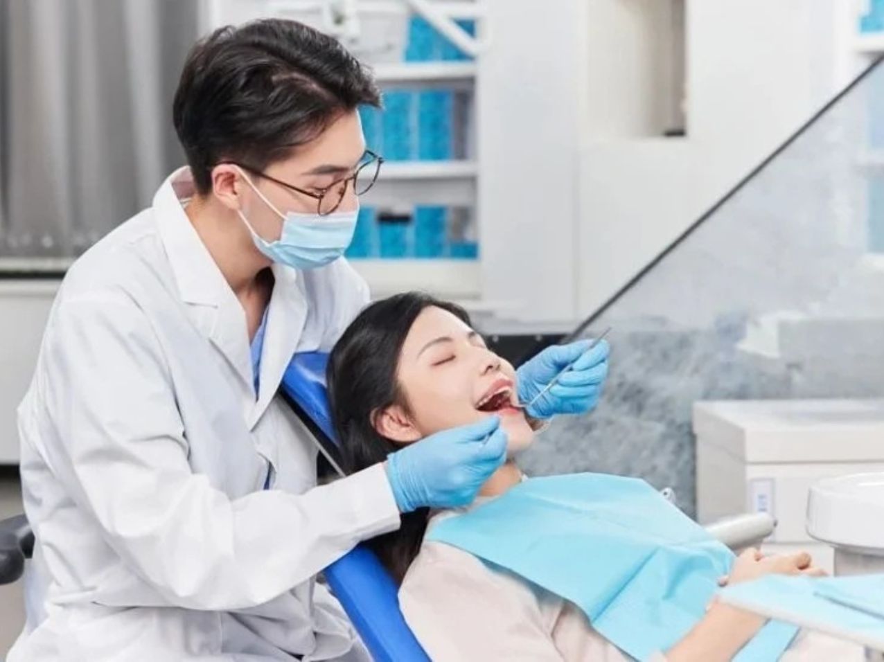 Chị Thu Trang thay đổi nụ cười nhờ bọc răng sứ tại Shinbi