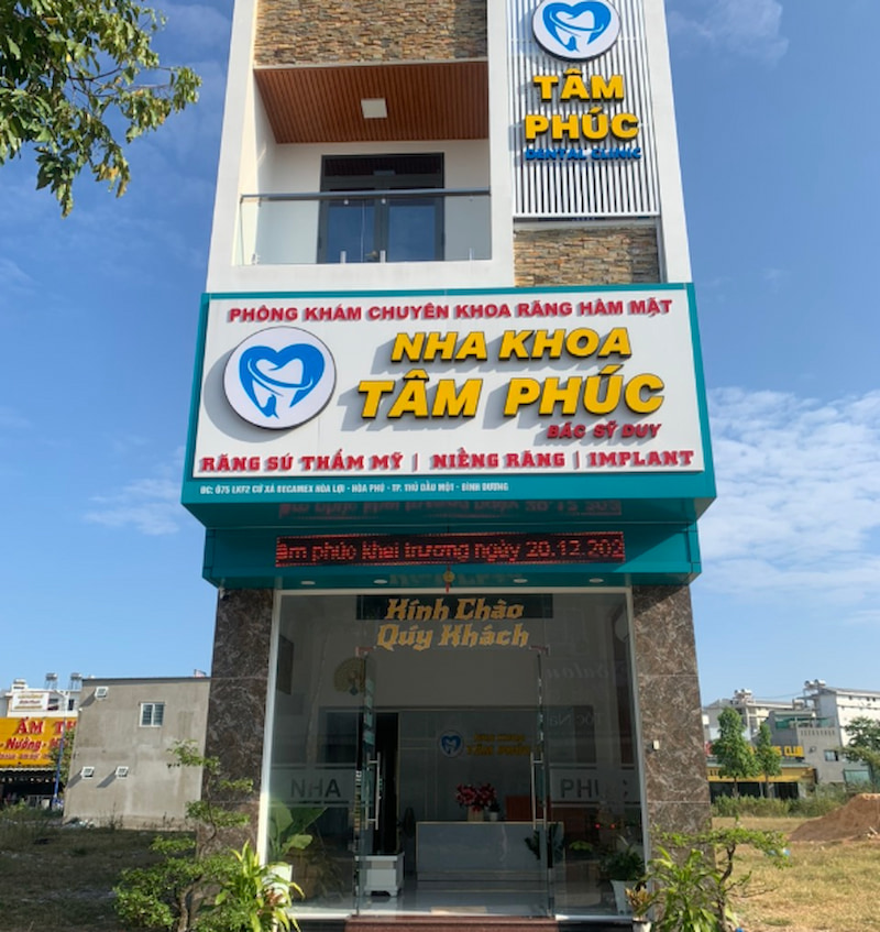 Nha khoa Tâm Phúc - Hệ thống nha khoa uy tín, chất lượng tại Bình Dương Nha khoa Tâm Phúc hoạt động dựa trên nguyên tắc thấu hiểu và đồng hành