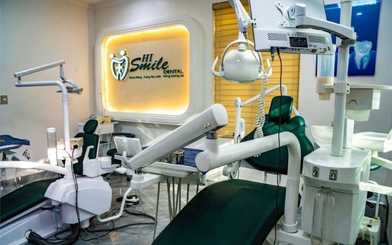 Top 3 nha khoa ở Hải An được khách hàng đánh giá cao Hệ thống máy móc được nhập khẩu từ các thương hiệu uy tín toàn cầu, đảm bảo quy trình khám và điều trị an toàn, chính xác