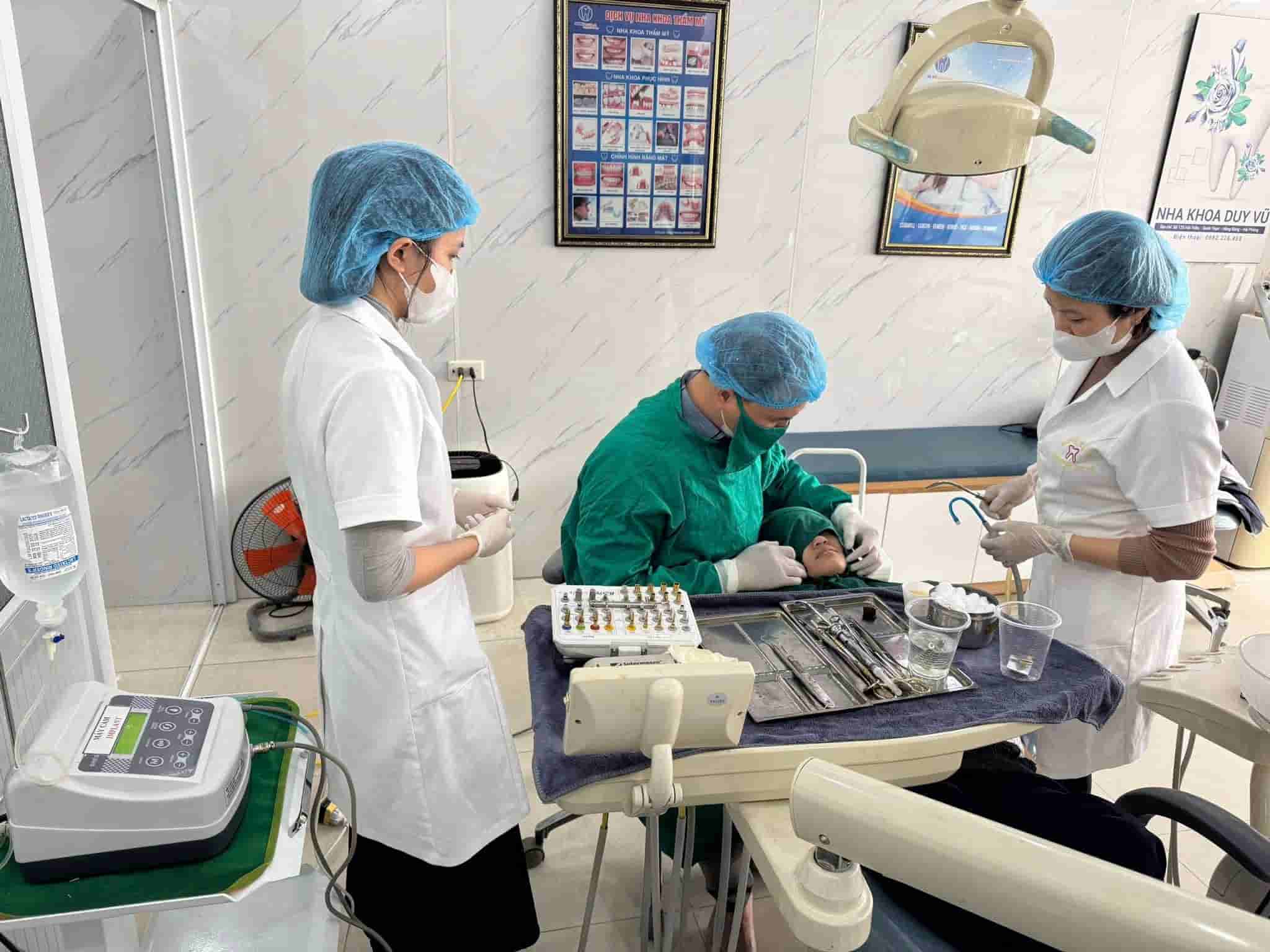 Nha khoa Duy Vũ cung cấp các dịch vụ nha khoa chất lượng cao, tập trung vào sự nhẹ nhàng êm ái 