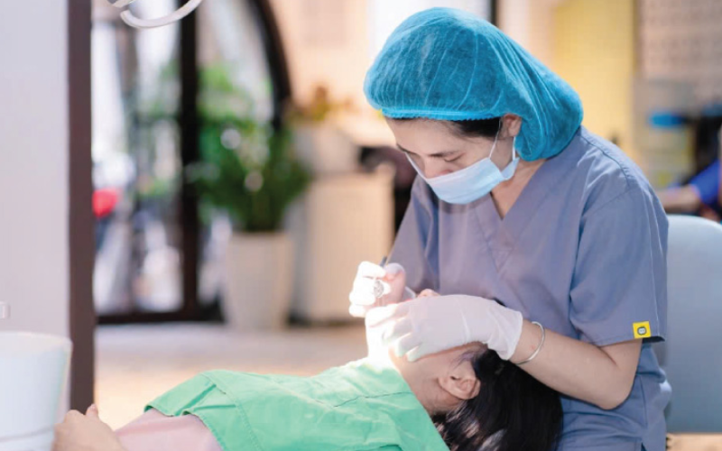 Địa chỉ nha khoa ở phường Xóm Chiếu được khách hàng tin tưởng Việt Hàn luôn hướng tới việc ứng dụng công nghệ hiện đại cùng quy trình chuyên nghiệp để mang lại kết quả tối ưu cho khách hàng