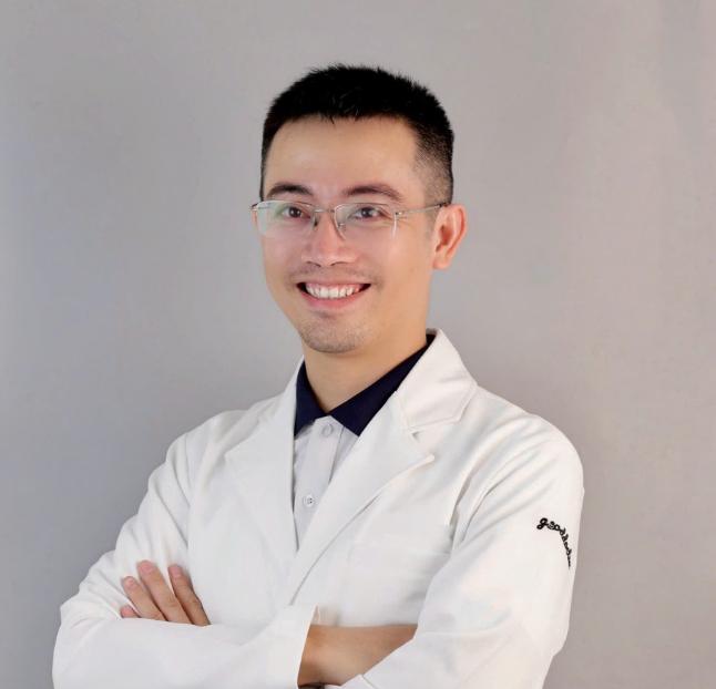 Nha khoa QUINN Dental: Nơi nụ cười tỏa sáng như kim cương ThS.BS Nguyễn Đại Phong nổi tiếng trong lĩnh vực niềng răng và cấy ghép Implant