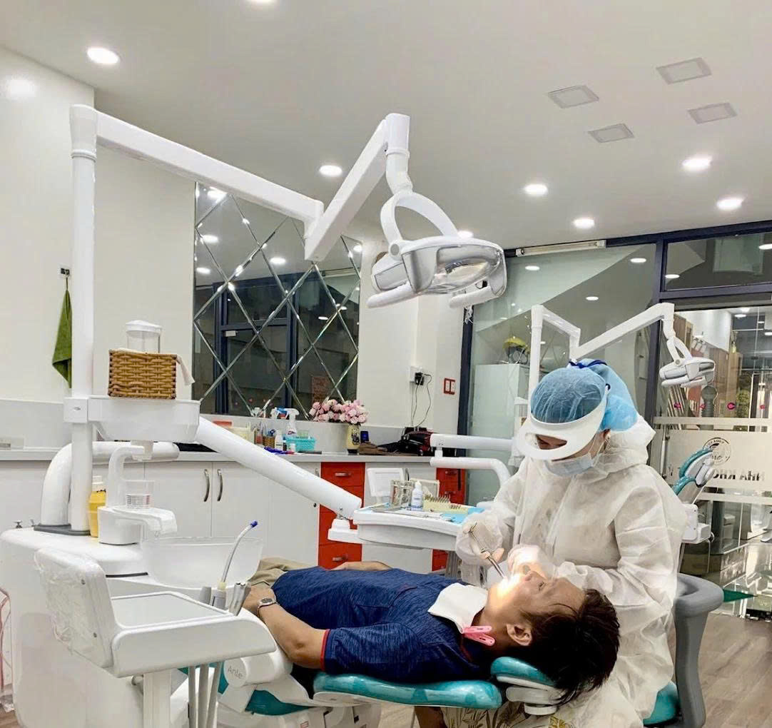 Với đội ngũ bác sĩ tay nghề cao, phòng nha đã giúp nhiều khách hàng sở hữu nụ cười đều đẹp chỉ trong thời gian ngắn