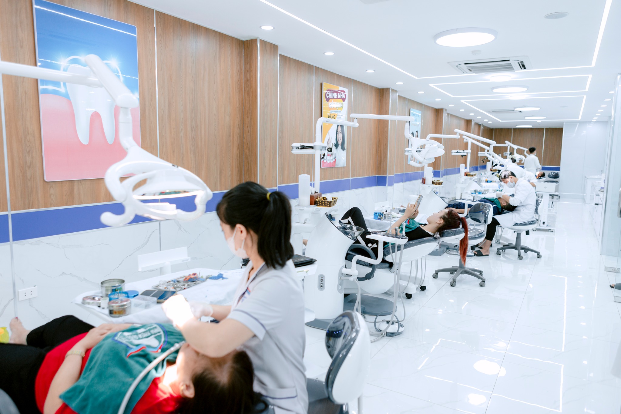 Quốc tế Quảng Ninh phát triển thành chuỗi hệ thống nha khoa thẩm mỹ công nghệ cao