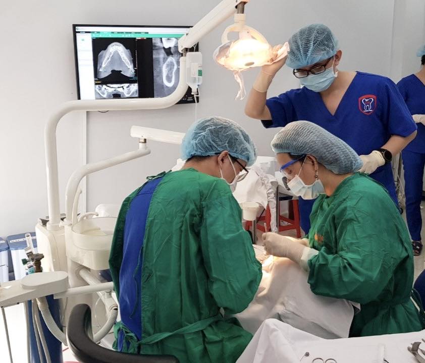 Nha khoa Thành phố Thủ Dầu Một uy tín cần có bác sĩ giỏi cùng kinh nghiệm thực tiễn xử lý ca phức tạp