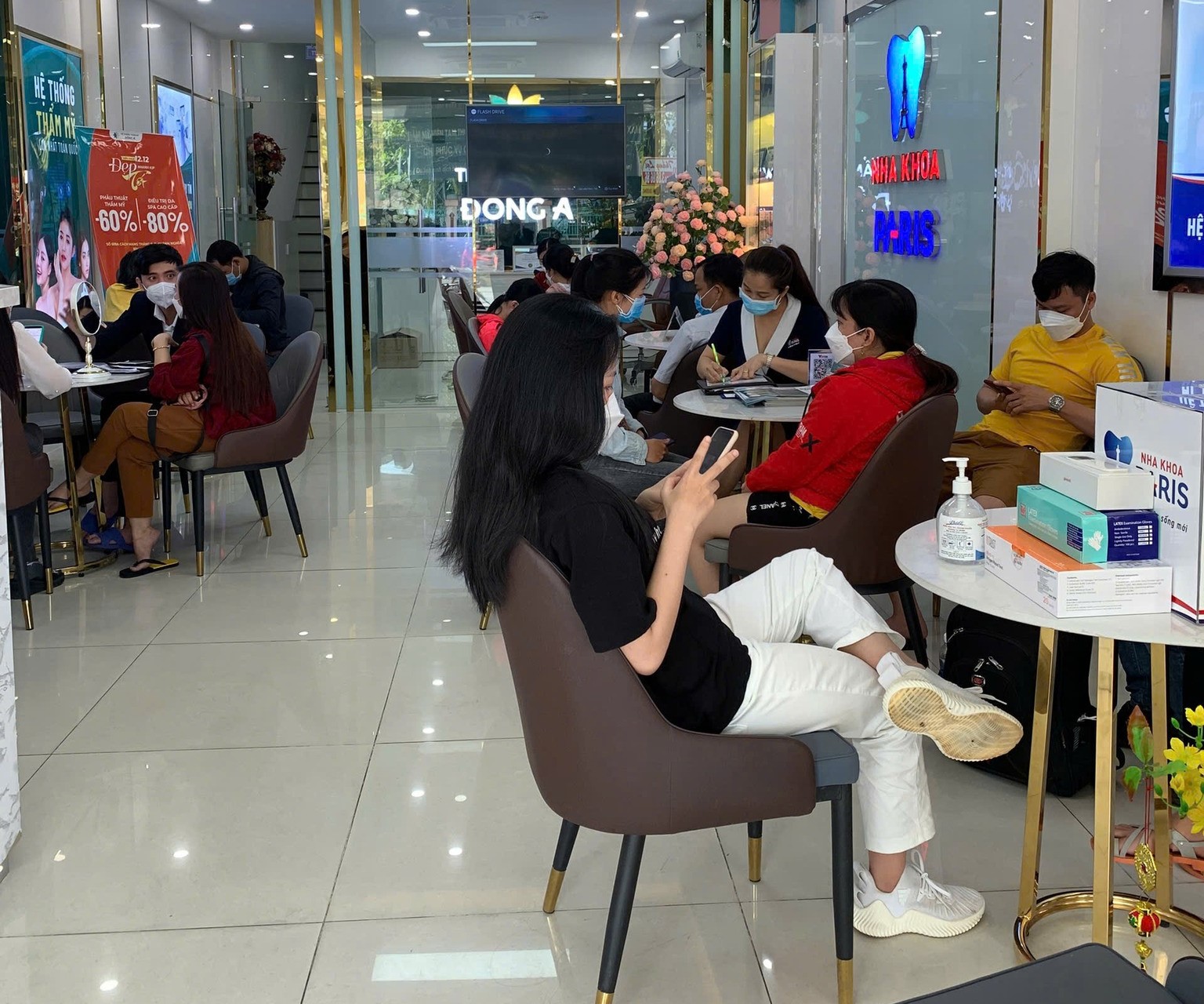 Paris Thủ Dầu Một đã kiến tạo hàm răng khỏe đẹp chuẩn mực thẩm mỹ Pháp cho hàng nghìn khách hàng Việt