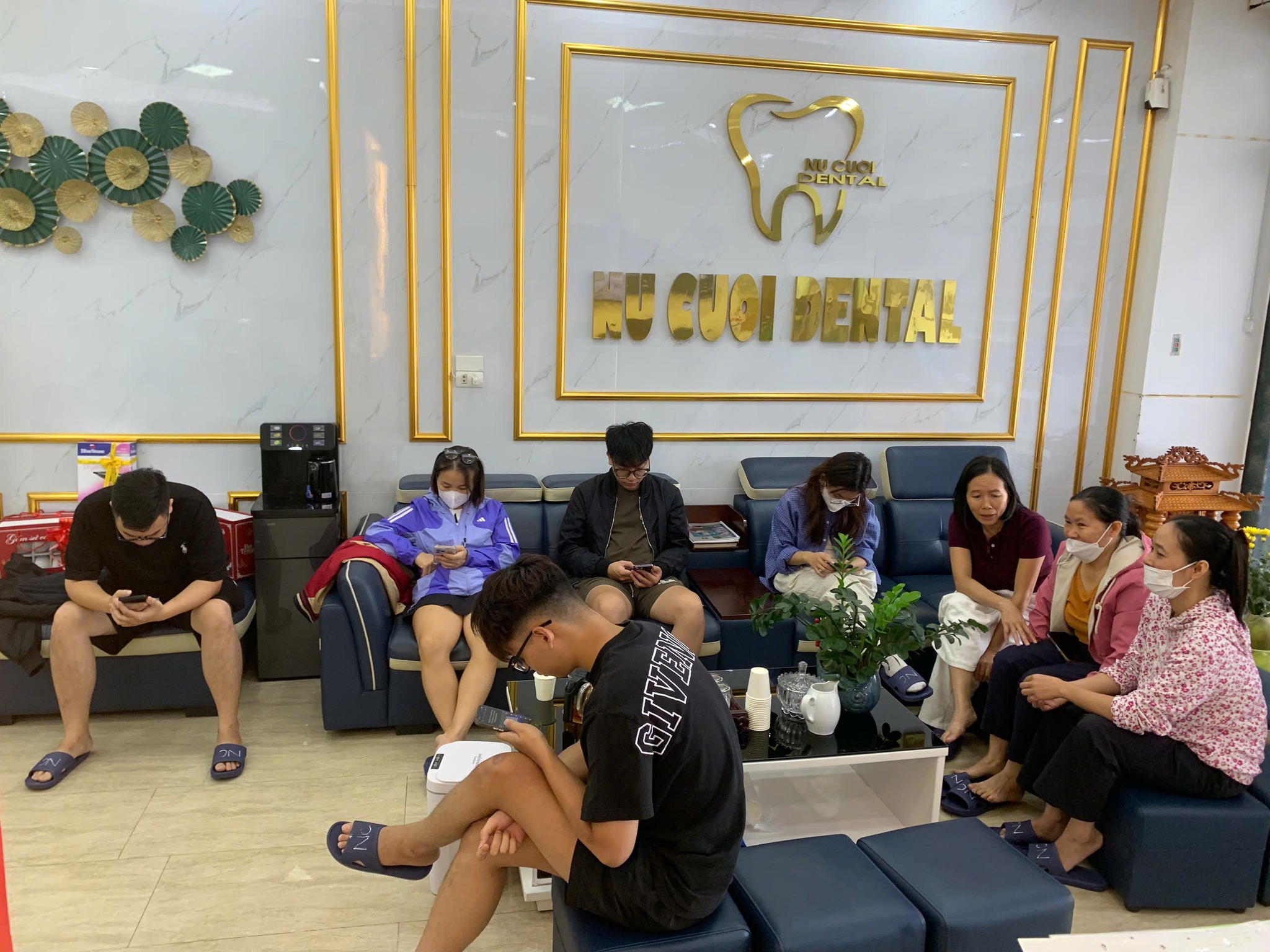 Nụ Cười Vĩnh Phúc là một trong những địa chỉ nha khoa uy tín được đông đảo khách hàng tại địa phương tin tưởng